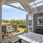 Cozy Summer House In Fons With Sea View Vakantiehuis