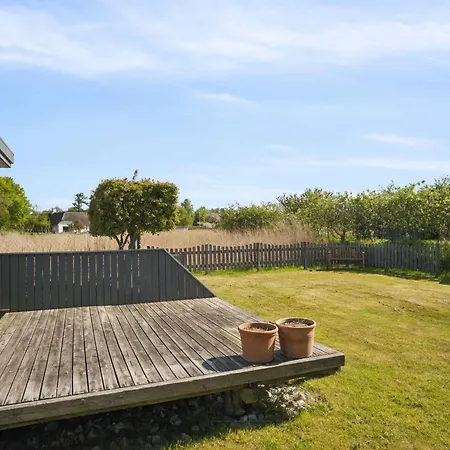 Cozy Summer House In Fons With Sea View Ferienhaus *