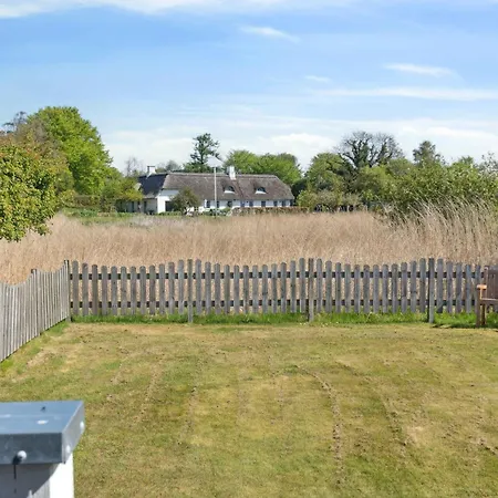 Cozy Summer House In Fons With Sea View Holiday home *