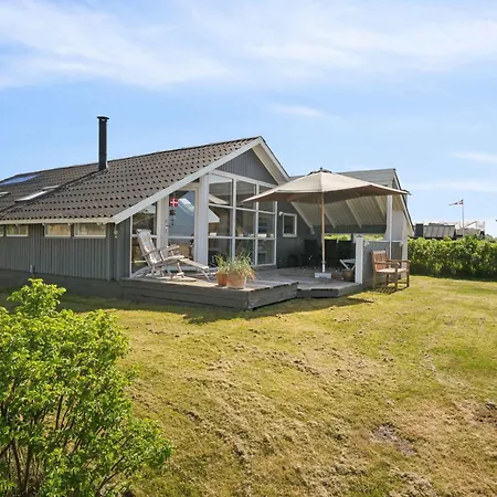 Ferienhaus Cozy Summer House In Fons With Sea View *