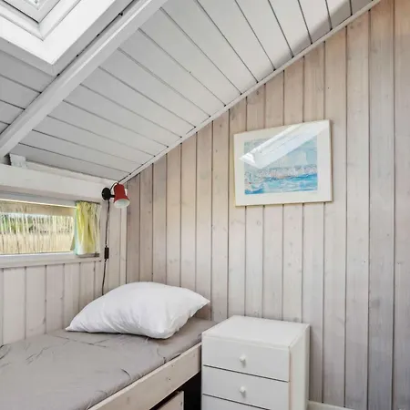 Cozy Summer House In Fons With Sea View Holiday home *