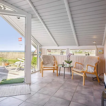 Cozy Summer House In Fons With Sea View Holiday home *