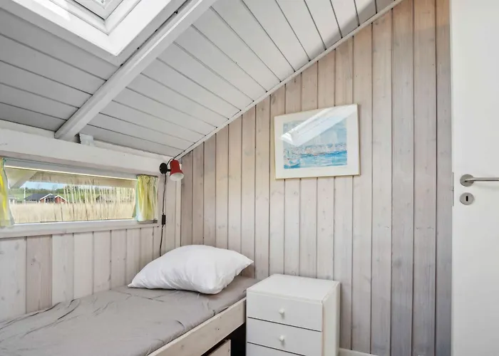Cozy Summer House In Fons With Sea View Ferienhaus *
